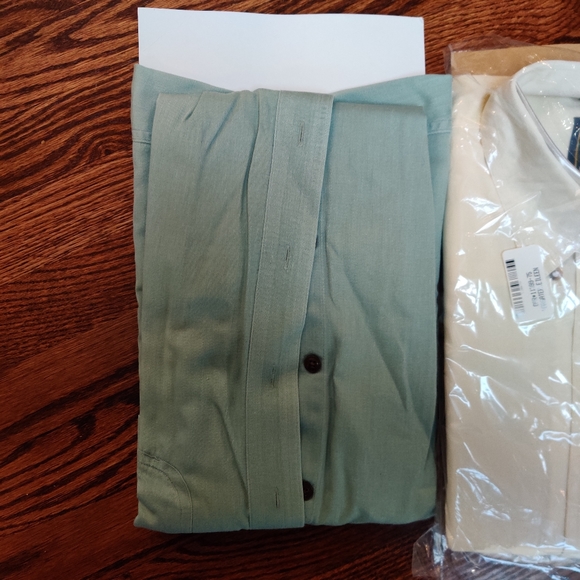 Chaps Ralph Lauren shirt sleeve button down - Picture 2 of 5